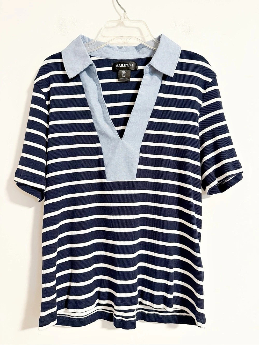 Bailey 44 Striped Polo Top Blue White V-Neck Short Sleeve Size Large L